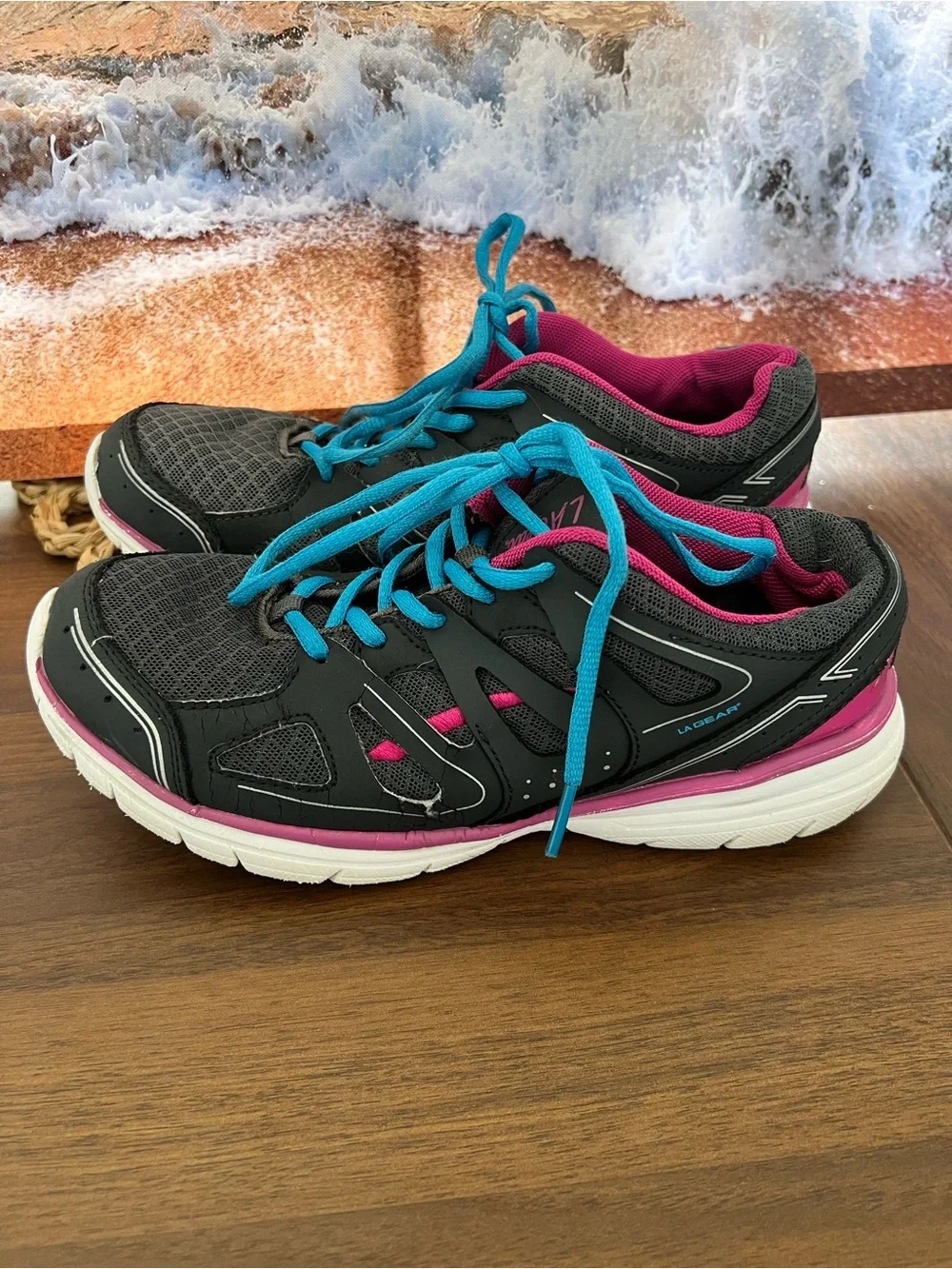L.A. Gear sporty women